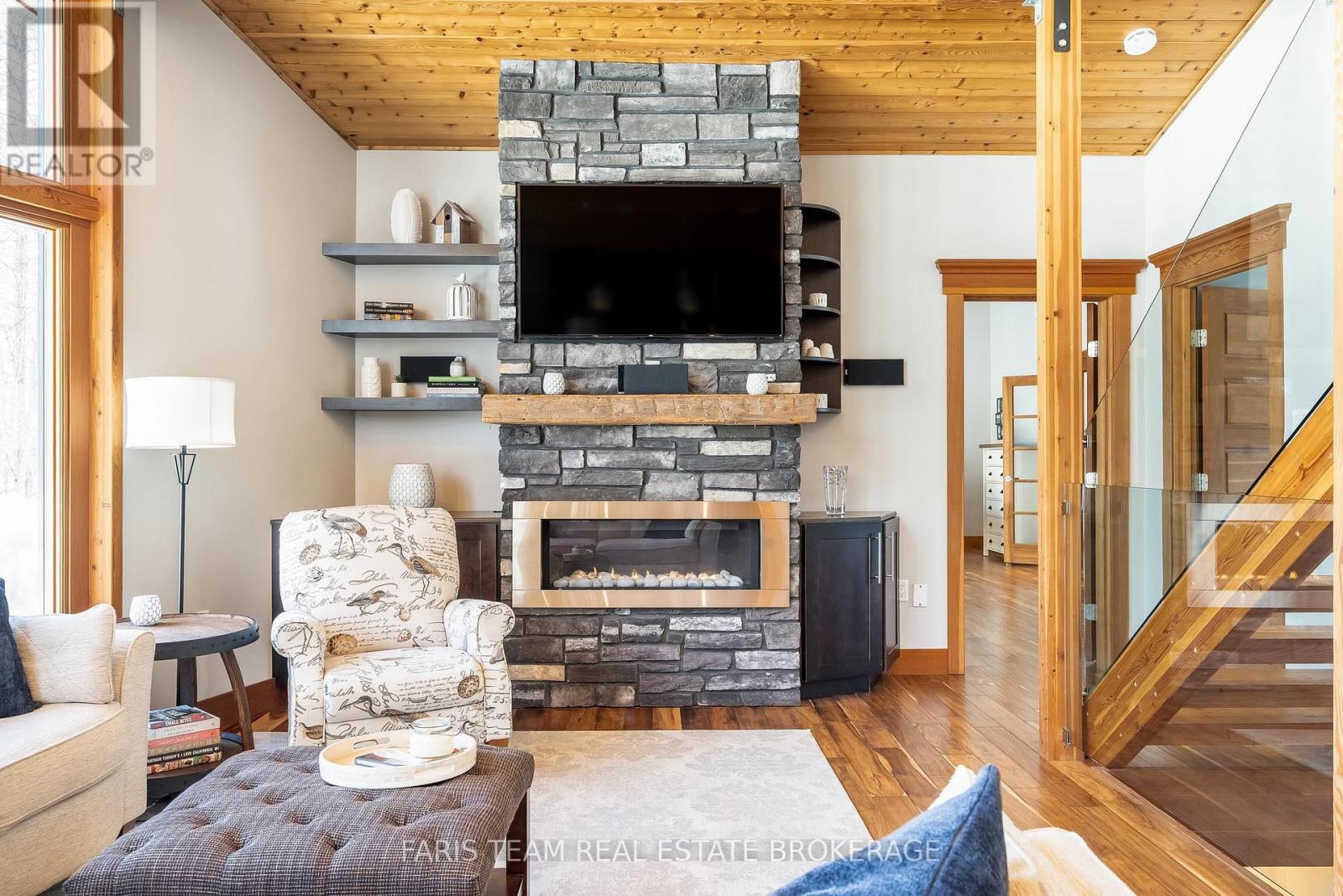 22 Houben Crescent, Oro-Medonte, Ontario  L0L 1T0 - Photo 14 - S13001712