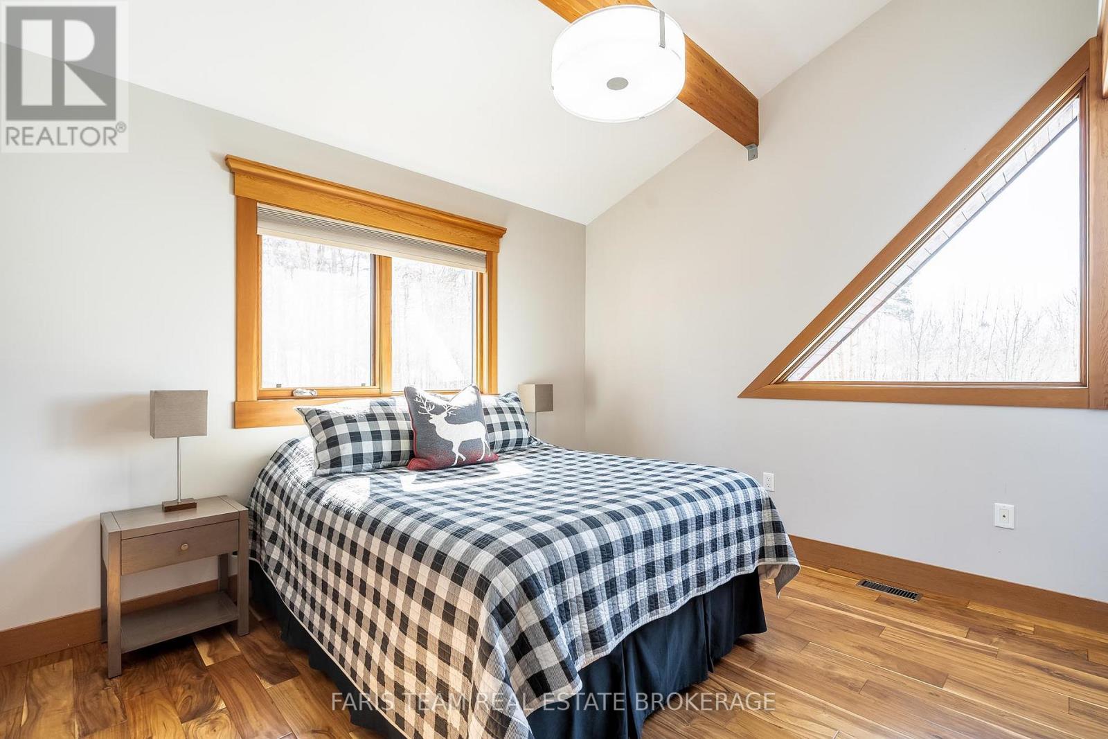22 Houben Crescent, Oro-Medonte, Ontario  L0L 1T0 - Photo 31 - S13001712