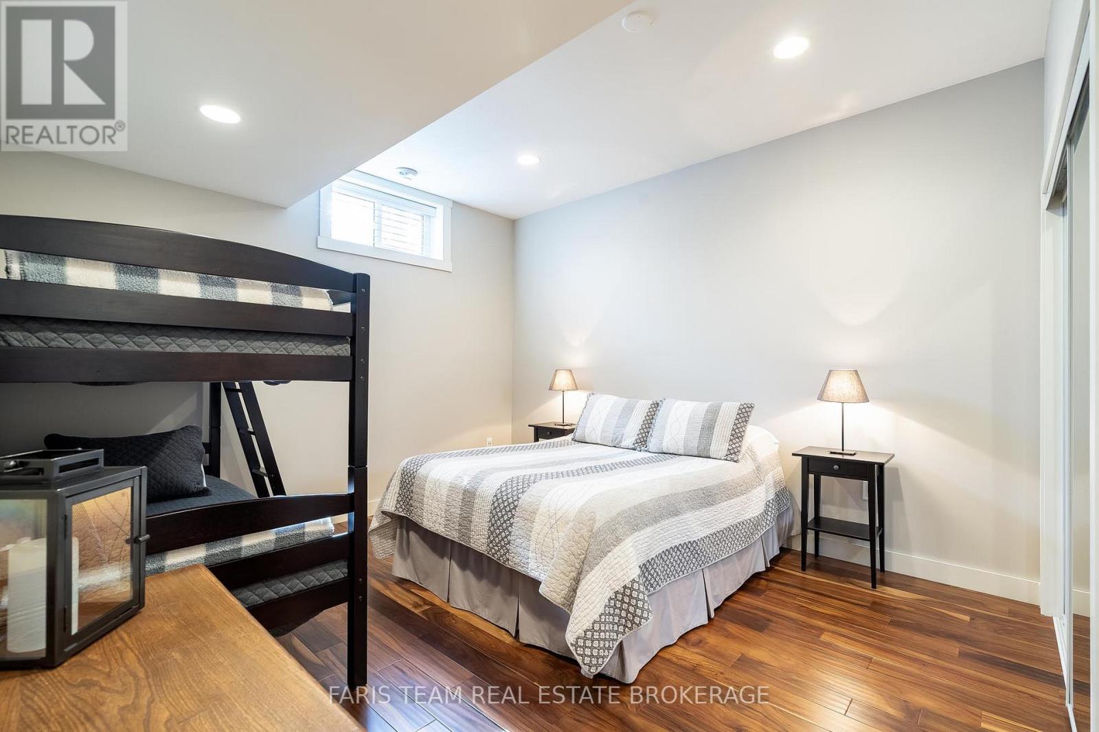 22 Houben Crescent, Oro-Medonte, Ontario  L0L 1T0 - Photo 36 - S13001712