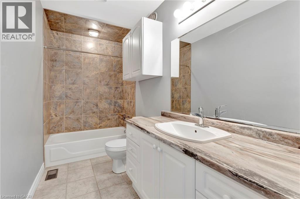 70 Governors Road E, Paris, Ontario  N3L 3E1 - Photo 16 - 40816710