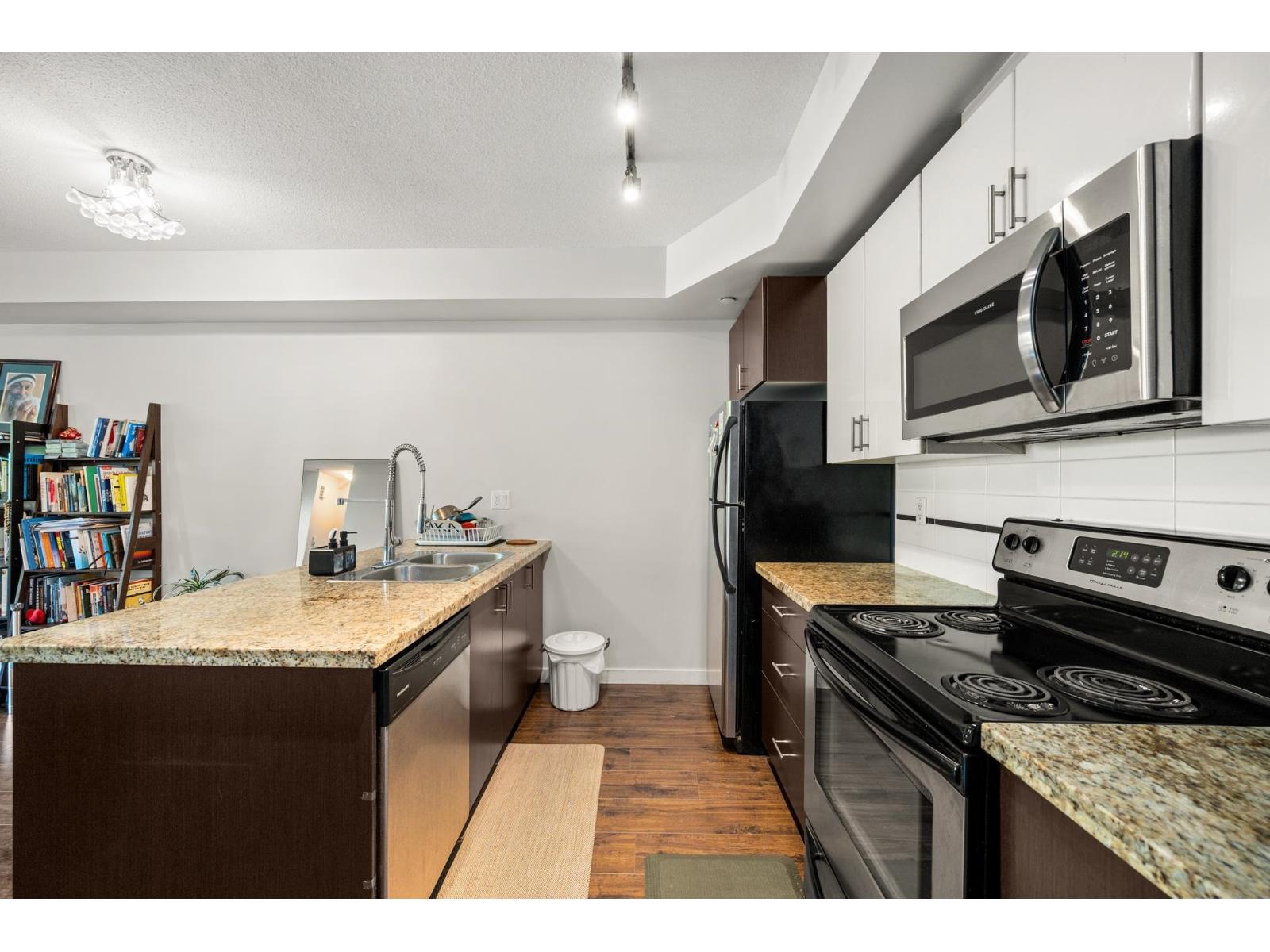 85 13239 Old Yale Road, Surrey, British Columbia  V3T 3C5 - Photo 10 - R3102558