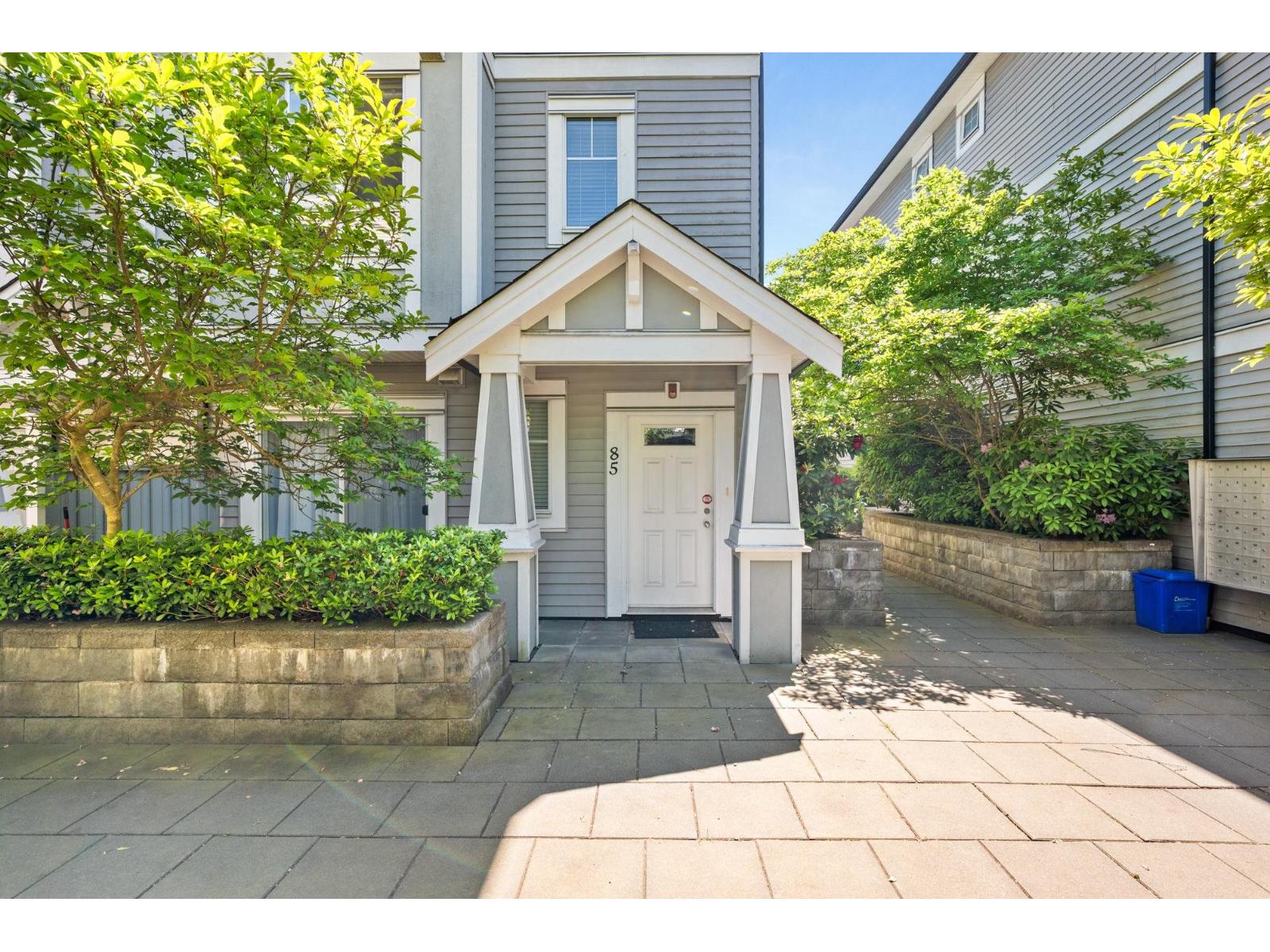 85 13239 Old Yale Road, Surrey, British Columbia  V3T 3C5 - Photo 3 - R3102558
