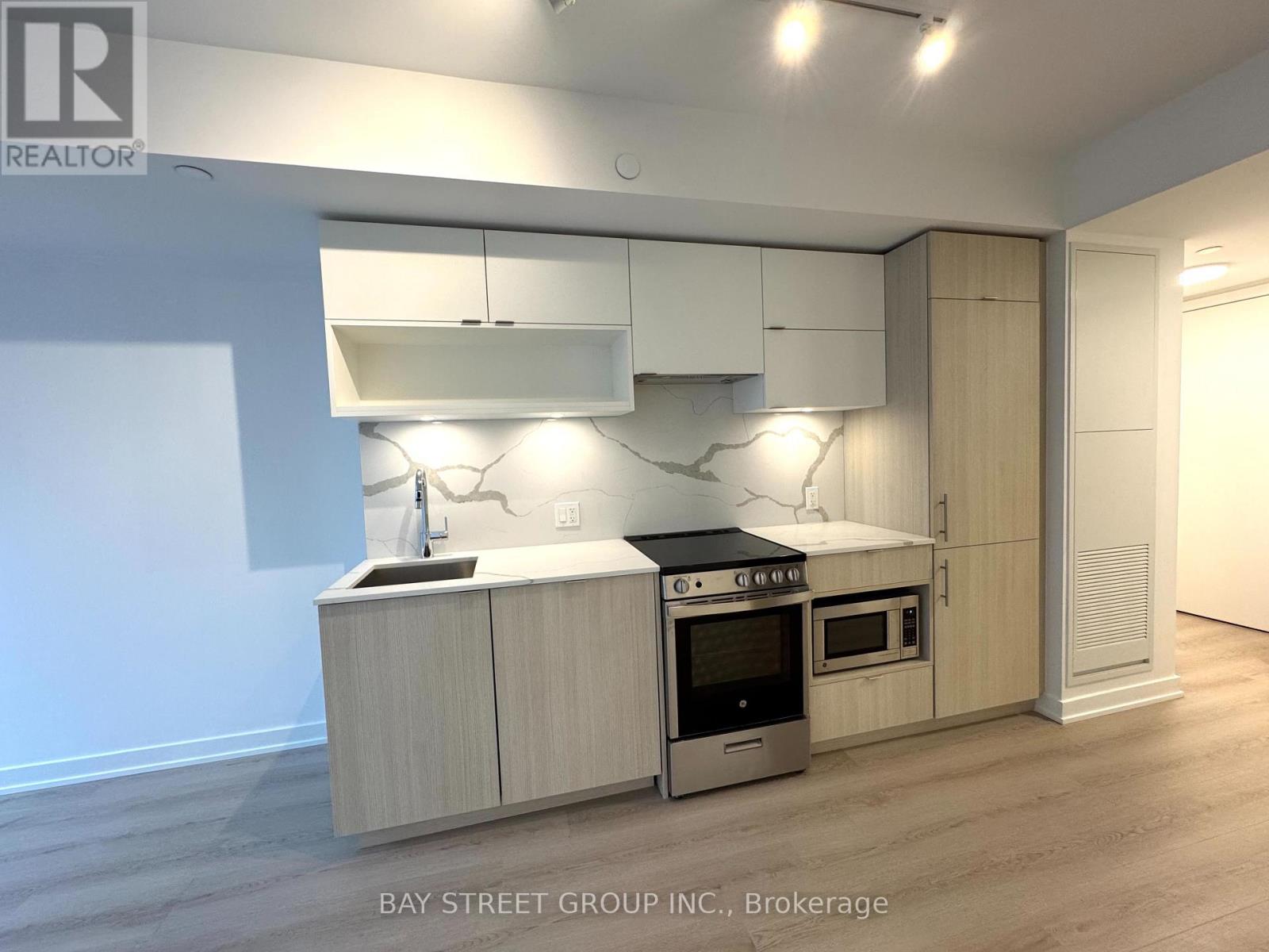 1501 - 100 Queen Street E, Toronto, Ontario  M5C 0B5 - Photo 3 - C13166660