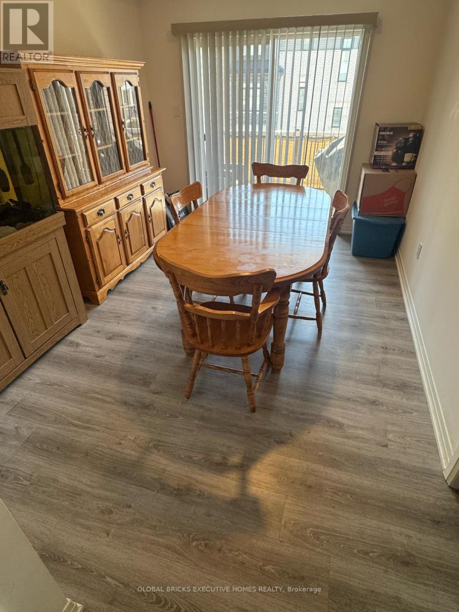 42 Ambereen Place E, Clarington, Ontario  L1C 7H5 - Photo 17 - E13166656