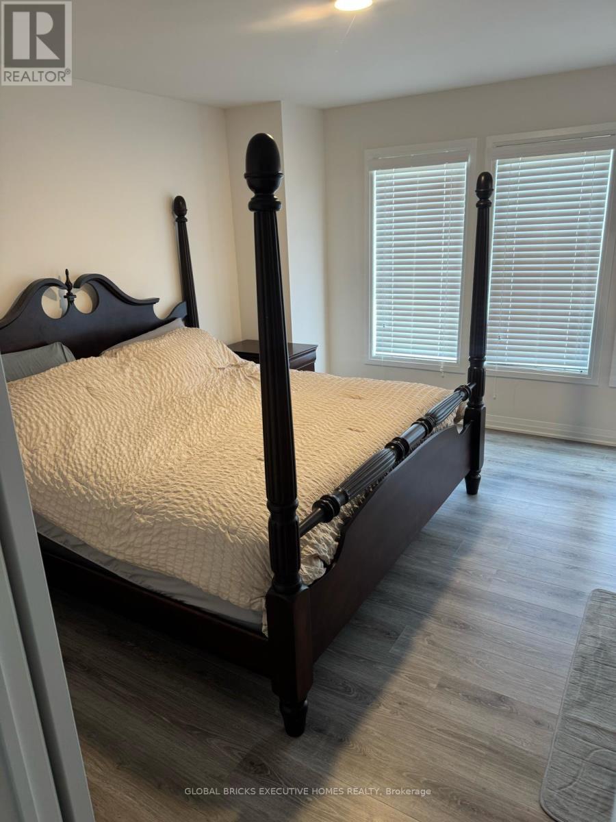 42 Ambereen Place E, Clarington, Ontario  L1C 7H5 - Photo 23 - E13166656