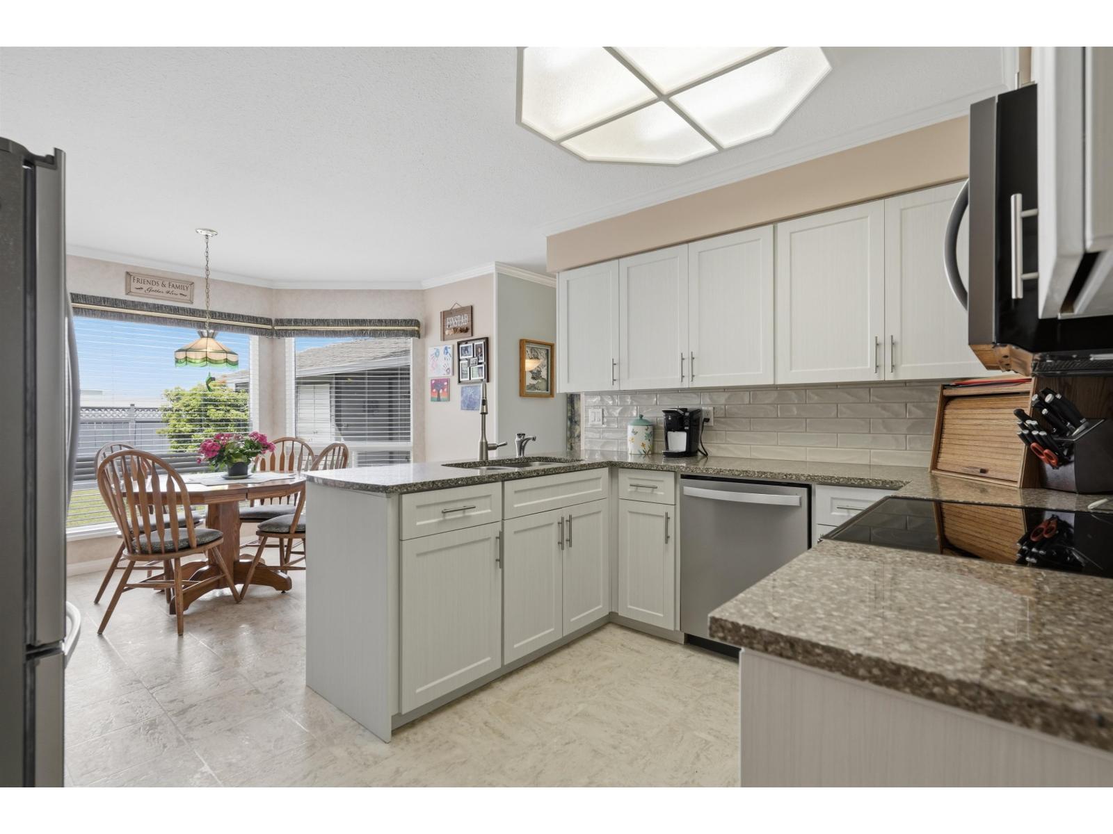 5973 135 Street, Surrey, British Columbia  V3X 1L2 - Photo 3 - R3123805
