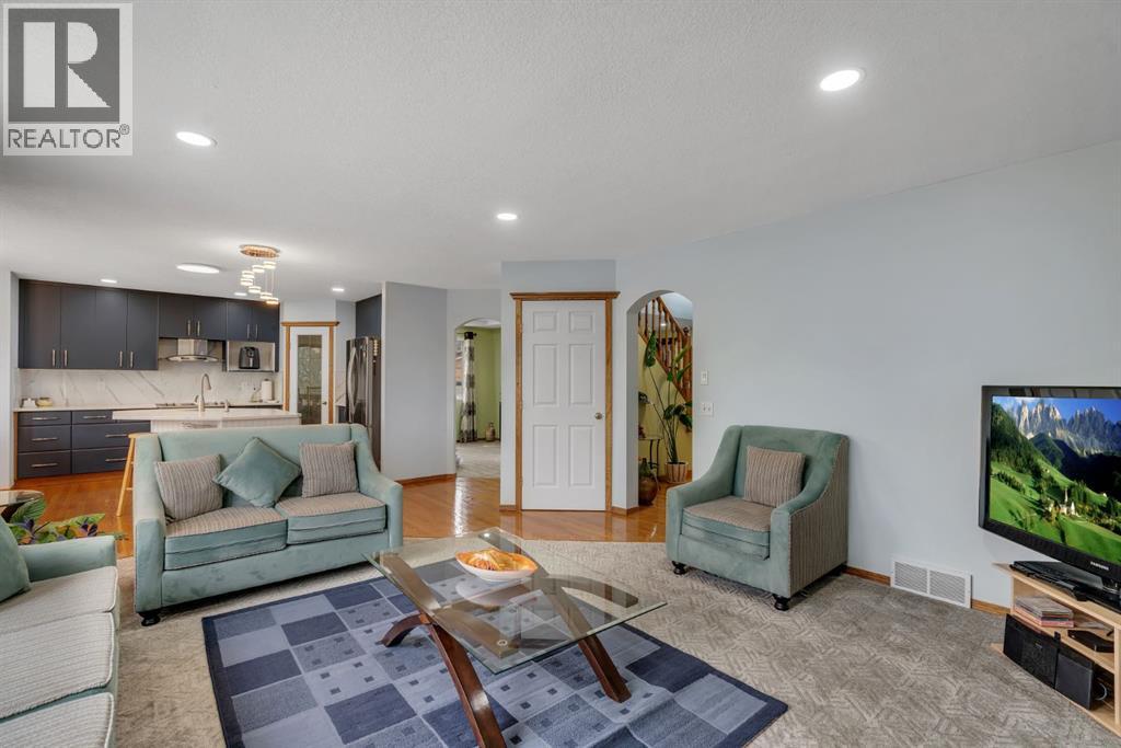 206 Coral Keys Place Ne, Calgary, Alberta  T3J 3W8 - Photo 11 - A2310262