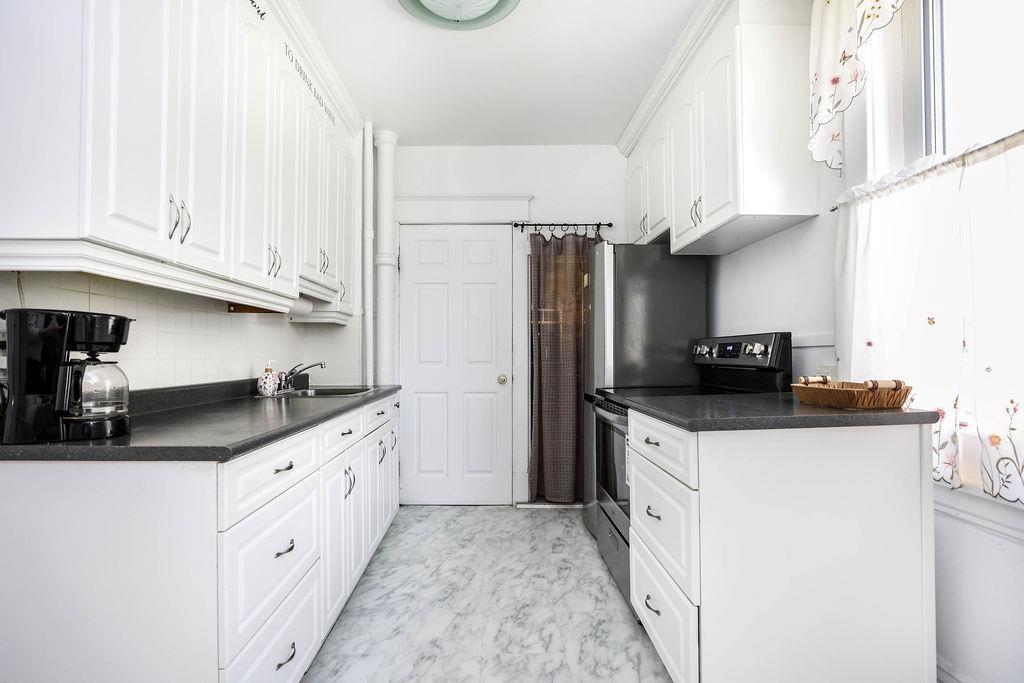 934 Spruce Street, Winnipeg, Manitoba R3G 2Z9 - Photo 16 - 202611336