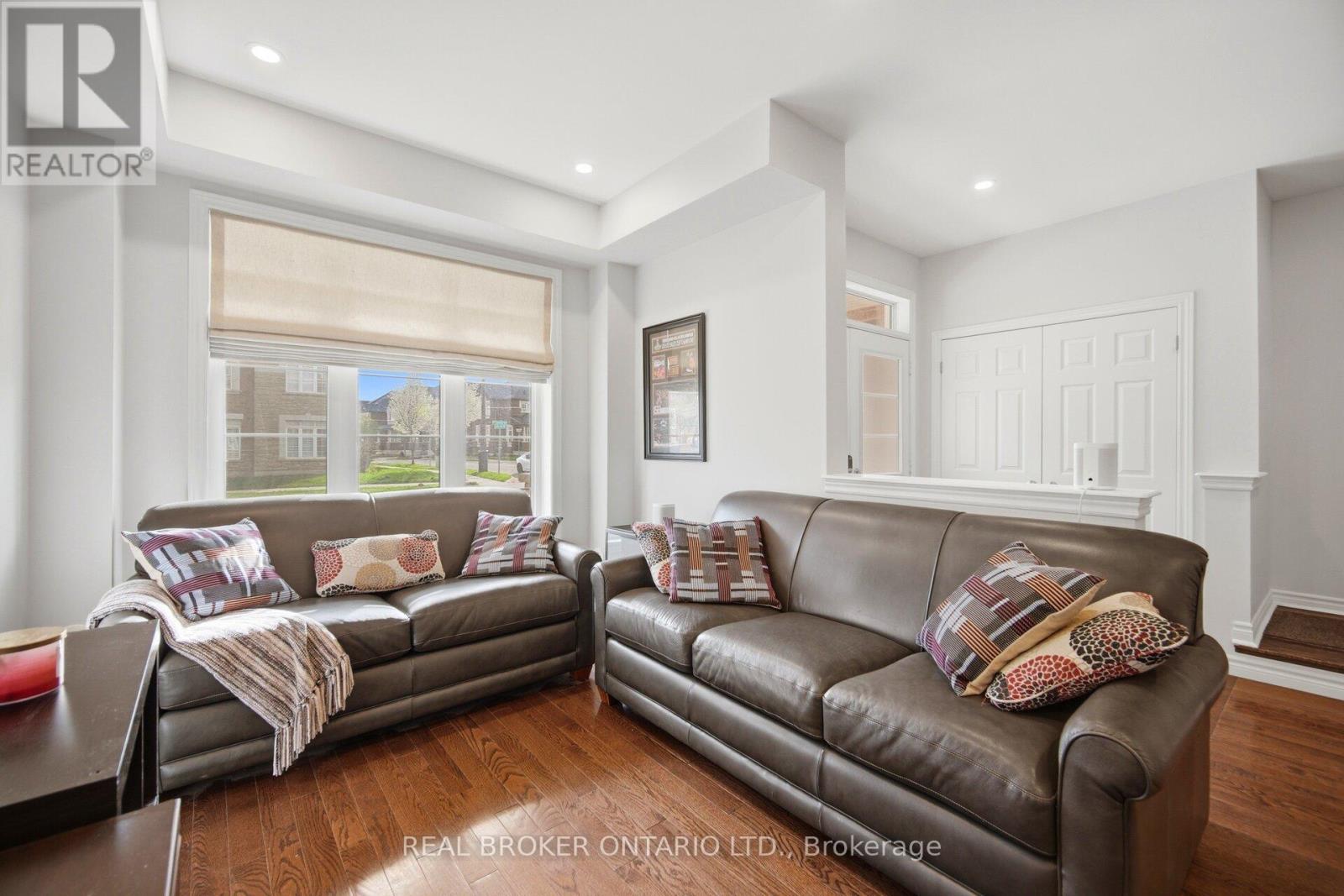 3077 Preserve Drive, Oakville, Ontario  L6M 0W7 - Photo 11 - W13166654