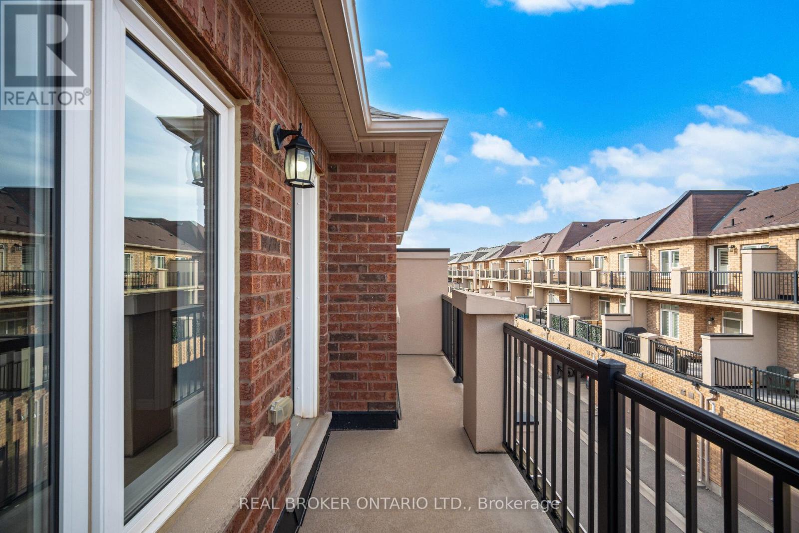 3077 Preserve Drive, Oakville, Ontario  L6M 0W7 - Photo 34 - W13166654