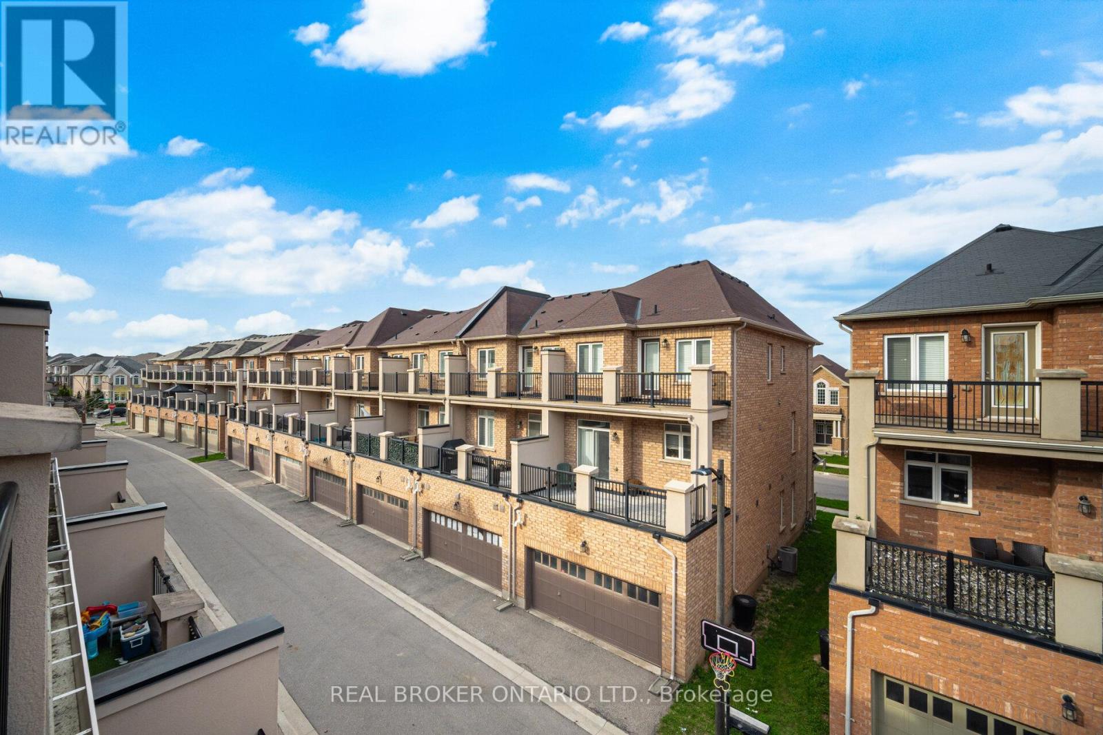 3077 Preserve Drive, Oakville, Ontario  L6M 0W7 - Photo 36 - W13166654