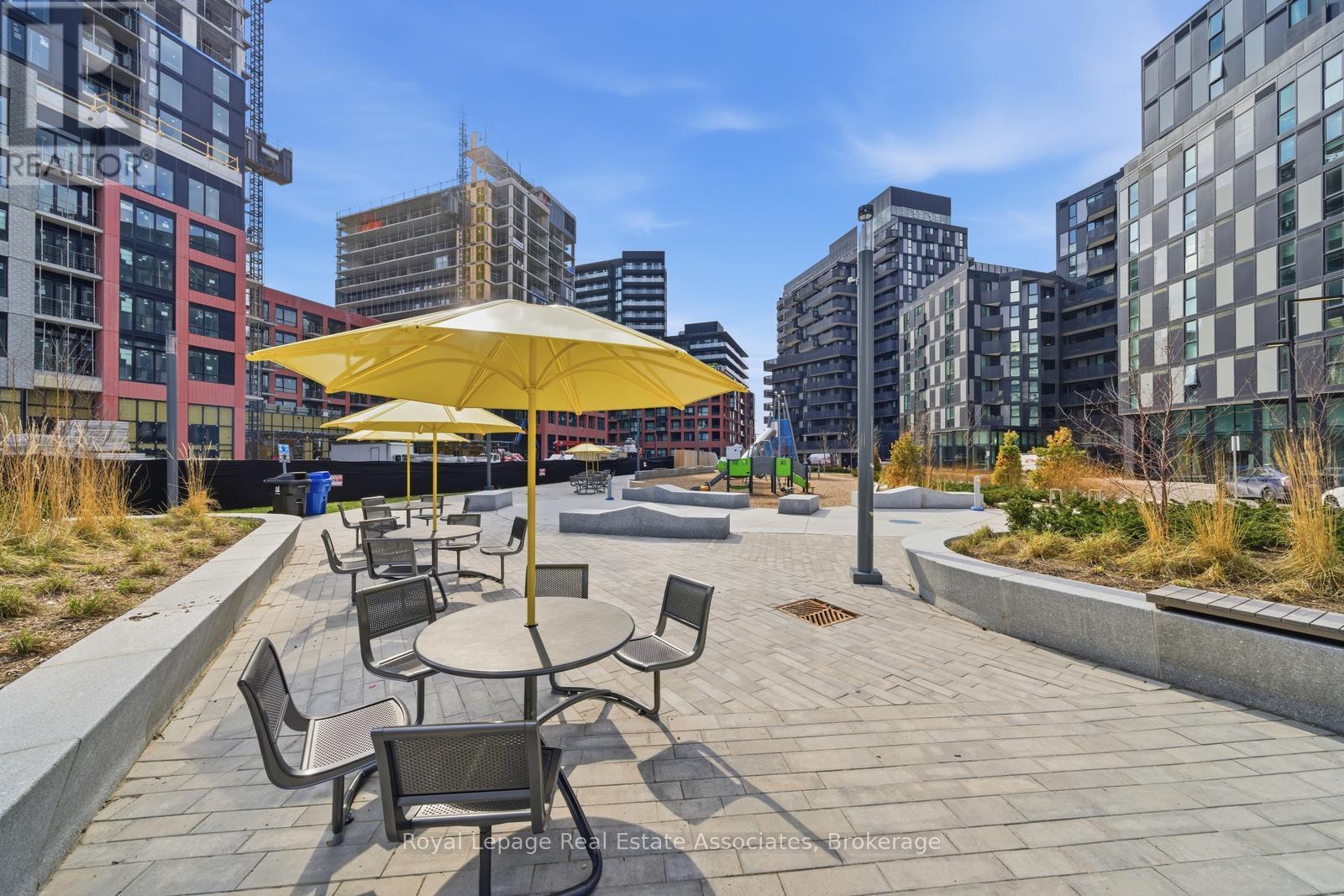807 - 38 Monte Kwinter Court, Toronto, Ontario M3H 0E2 - Photo 6 - C13166142