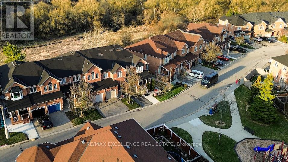 99 Rockgarden Trail, Brampton, Ontario  L6R 3N1 - Photo 35 - W13097192