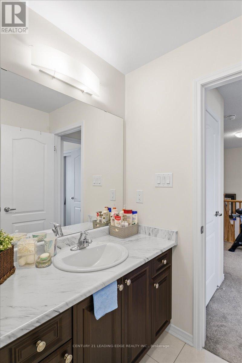 35 Royal Coachman Way, Hamilton, Ontario  L8J 0M2 - Photo 31 - X13085894
