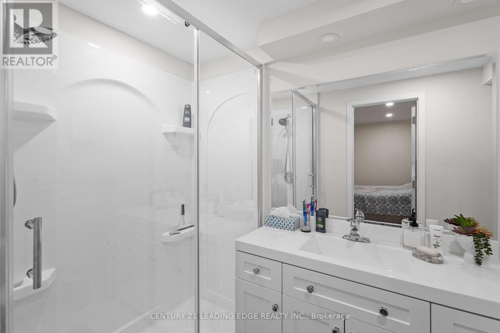 35 Royal Coachman Way, Hamilton, Ontario  L8J 0M2 - Photo 47 - X13085894