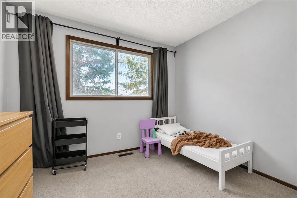138 Dalhousie Road NW, Calgary, Alberta  T3A 2H1 - Photo 6 - A2314078
