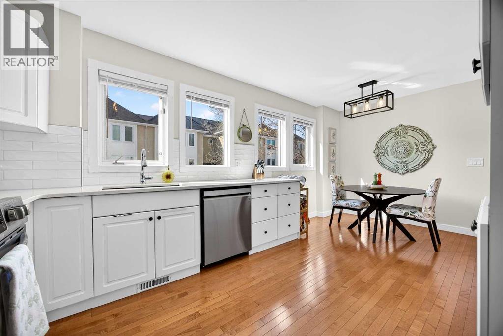 94 Candle Terrace SW, Calgary, Alberta  T2W 6G7 - Photo 18 - A2308043