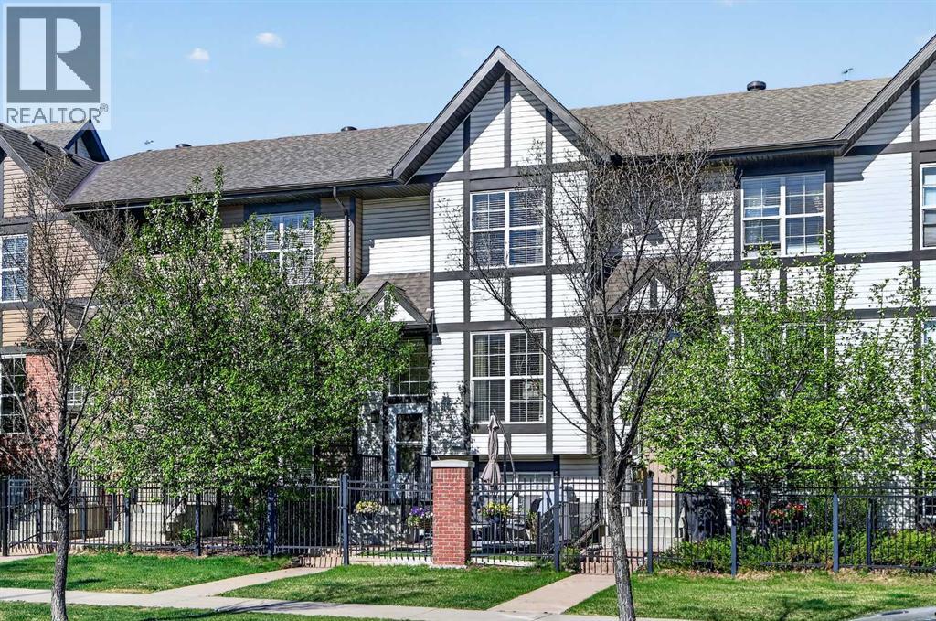312 New Brighton Villas SE, Calgary, Alberta  T2Z 0E6 - Photo 3 - A2311382