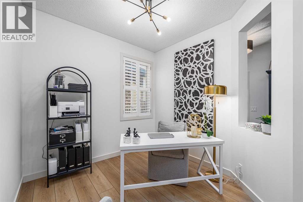 77 Everbrook Drive SW, Calgary, Alberta  T2Y 0A4 - Photo 5 - A2314173