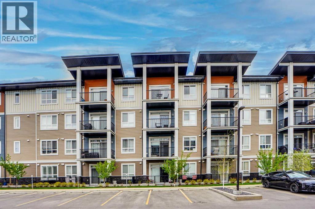 111, 25 Walgrove  SE, Calgary, Alberta