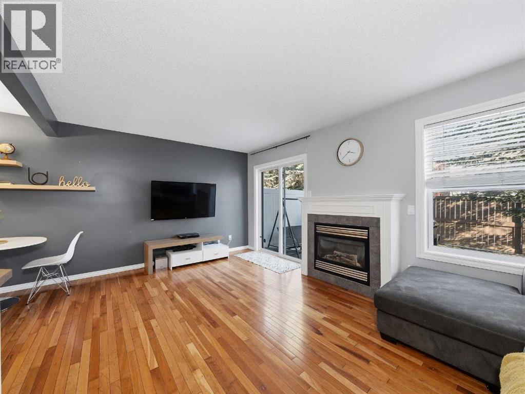 101 Everstone Place SW, Calgary, Alberta  T2Y 4H7 - Photo 11 - A2300696
