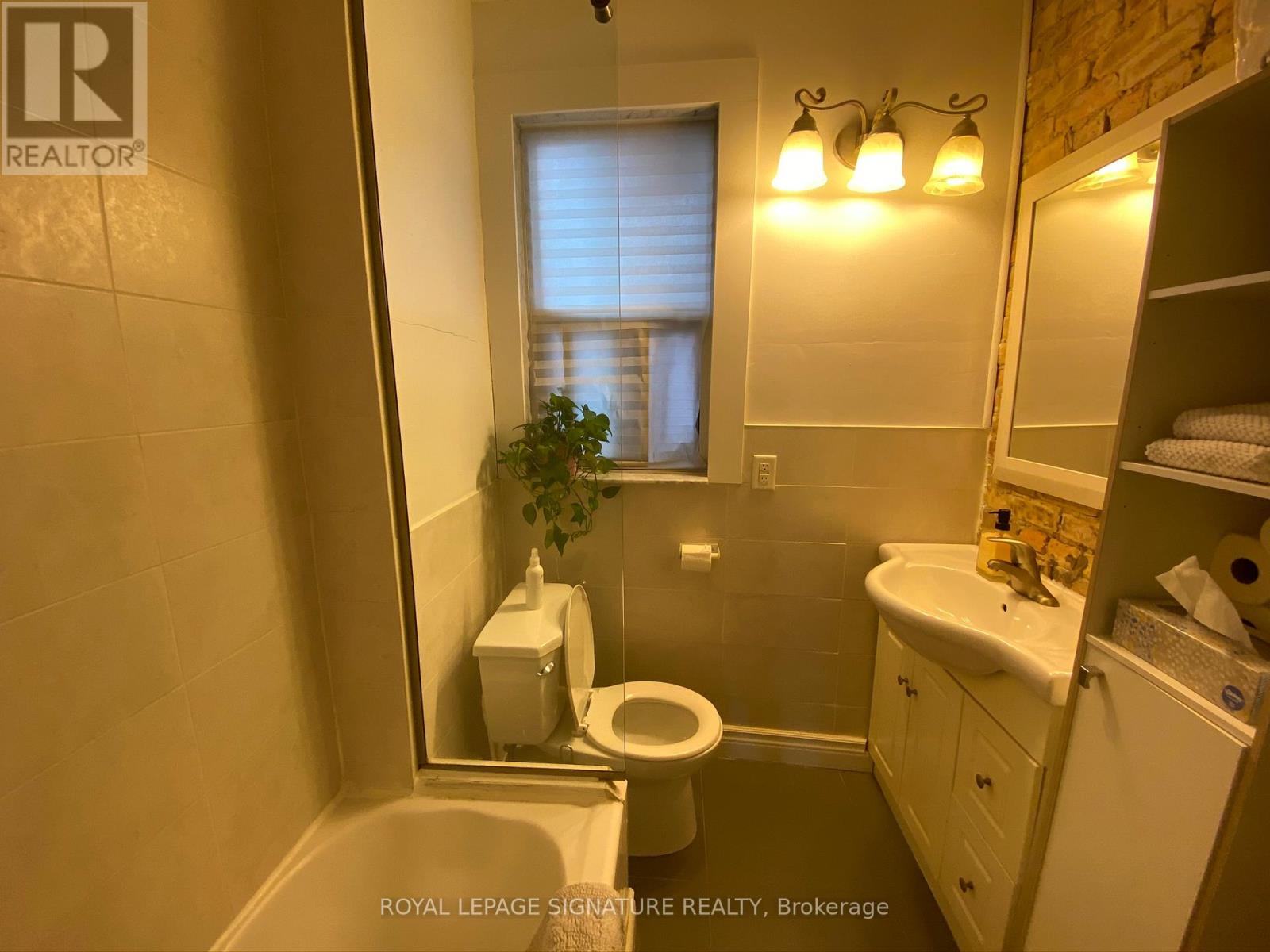 3 - 172 Beatrice Street, Toronto, Ontario  M6G 1C1 - Photo 9 - C13166692