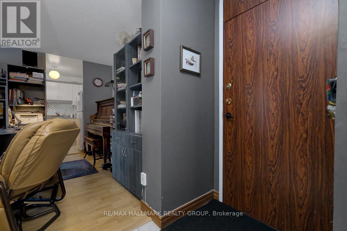 414 - 2020 Jasmine Crescent, Ottawa, Ontario  K1J 8K5 - Photo 7 - X13166744