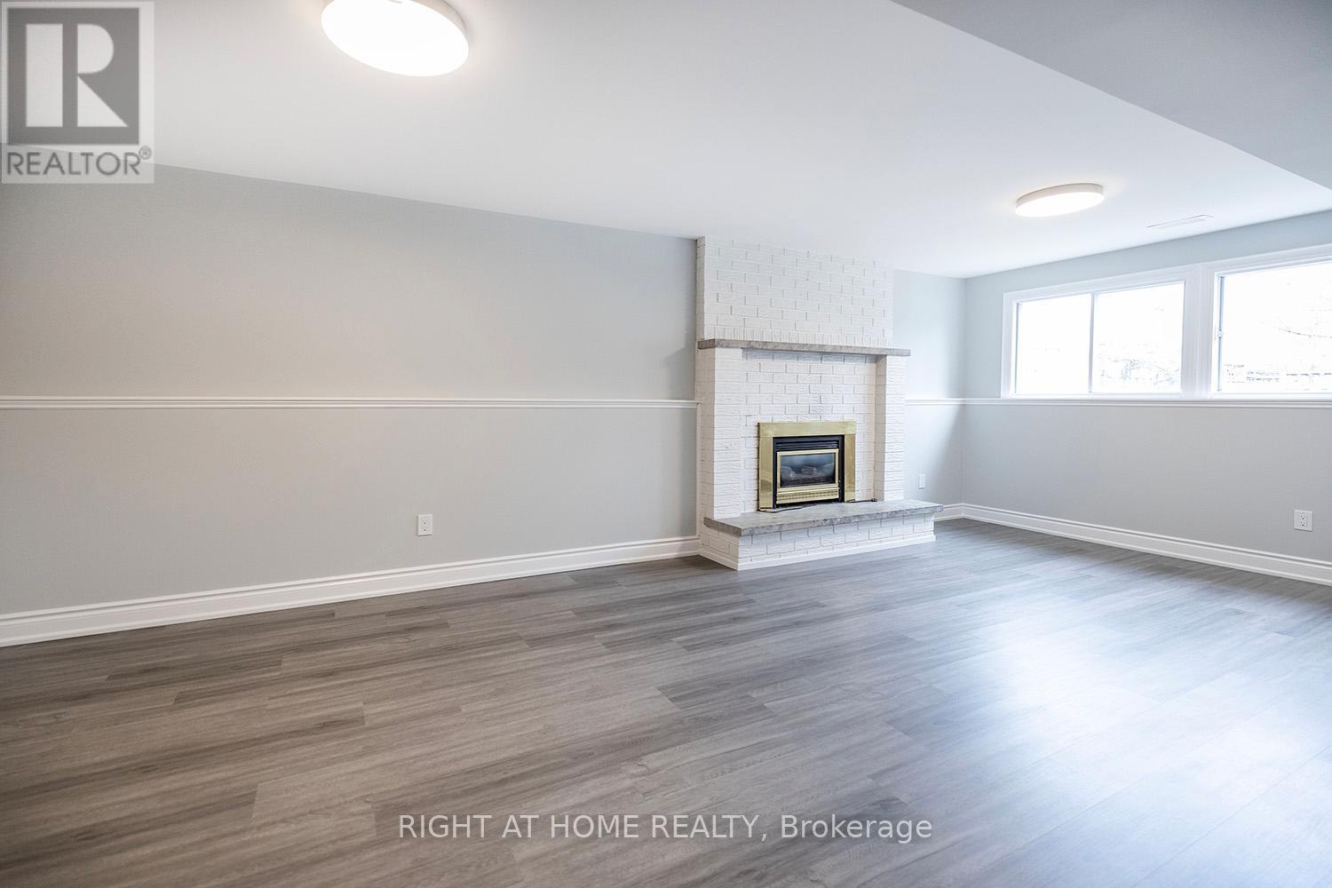 204 Johnson Avenue, Whitby, Ontario  L1N 0L4 - Photo 5 - E13166724
