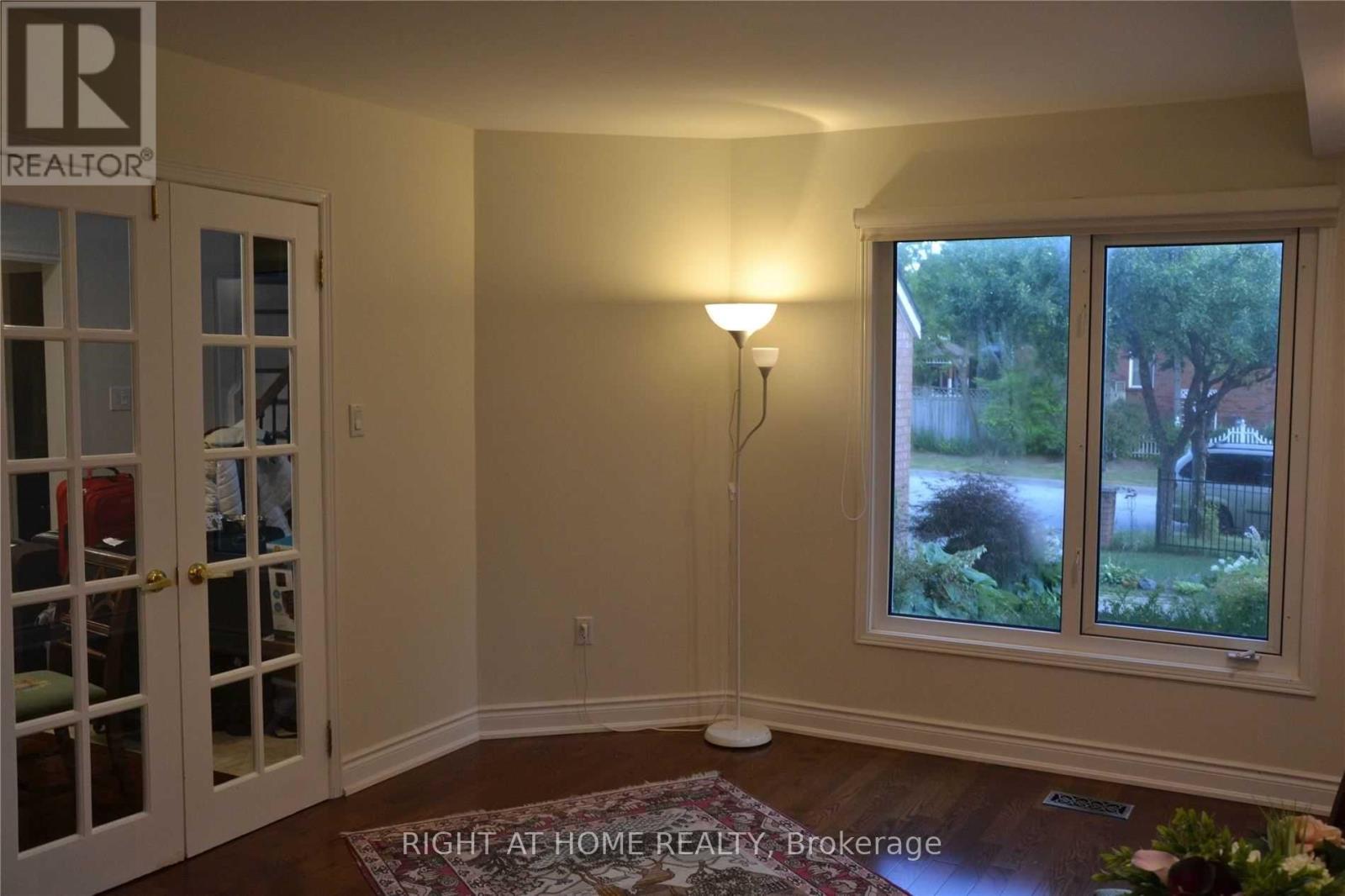 4497 Tavistock Court, Mississauga, Ontario L5M 4G7 - Photo 11 - W13166456