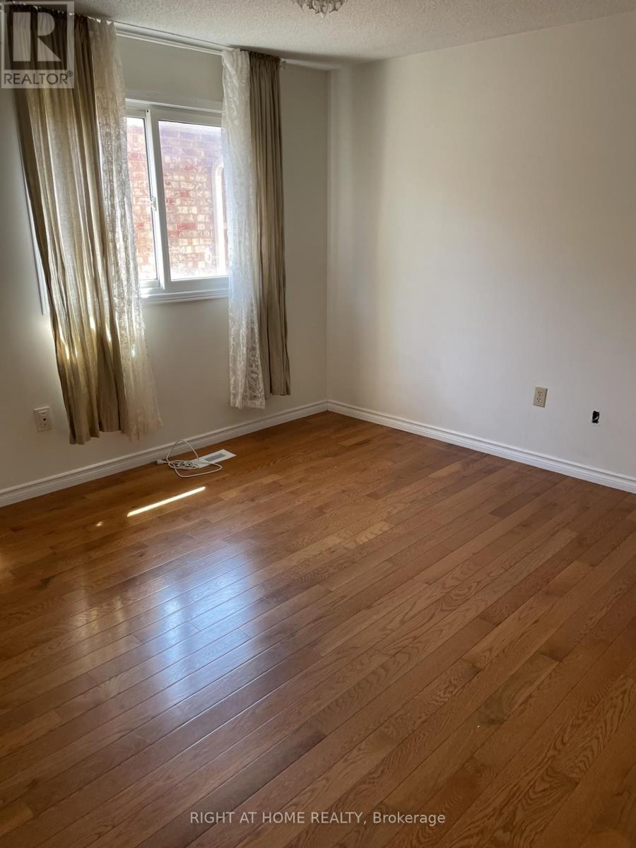 4497 Tavistock Court, Mississauga, Ontario L5M 4G7 - Photo 16 - W13166456