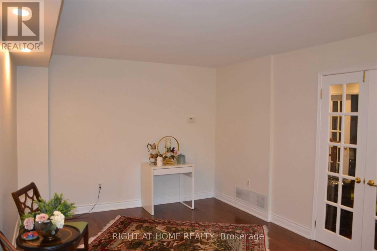 4497 Tavistock Court, Mississauga, Ontario L5M 4G7 - Photo 13 - W13166456