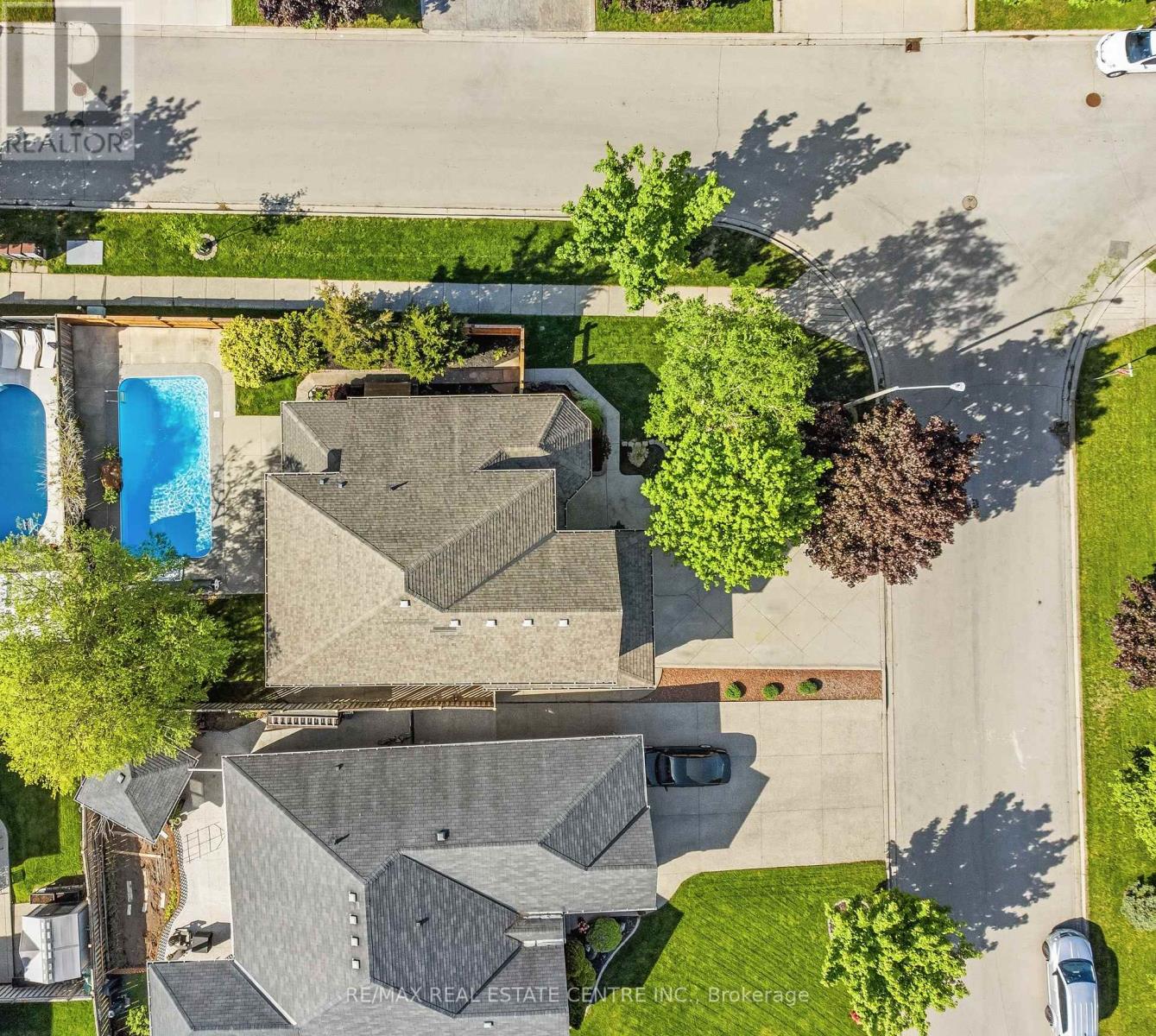 2 Orvieto Court, Hamilton, Ontario  L8E 5W1 - Photo 41 - X13166248