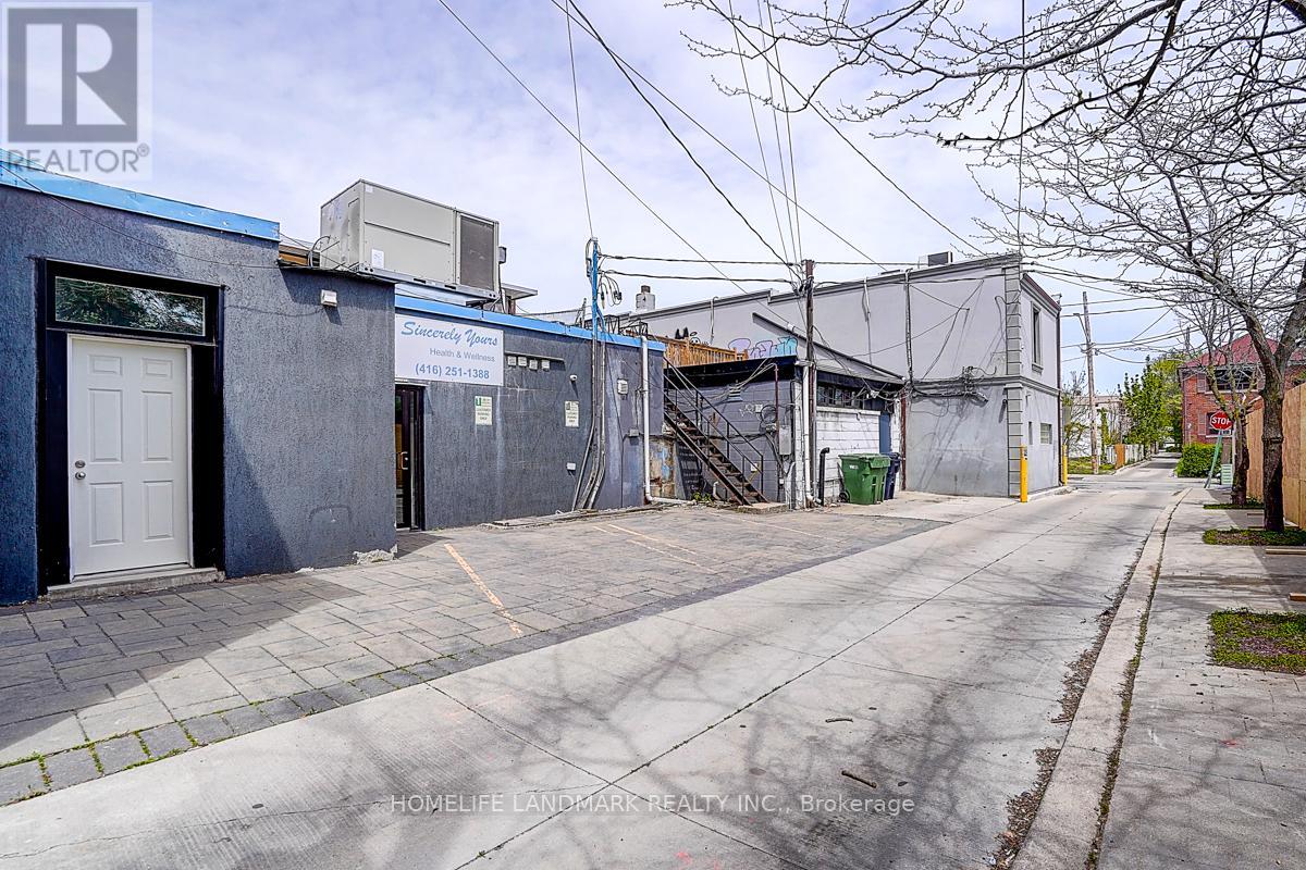 2819 Lake Ashore Boulevard W, Toronto, Ontario  M8V 1H6 - Photo 4 - W13166670