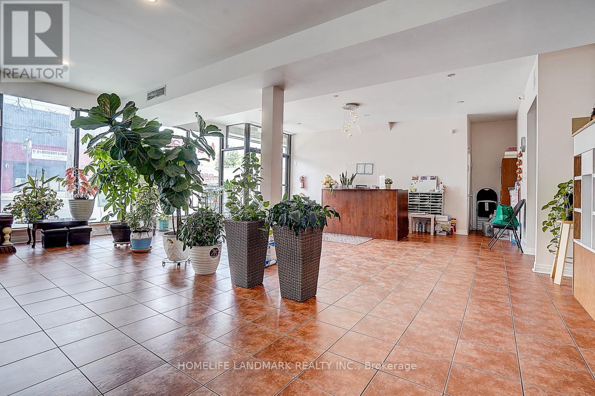 2819 Lake Ashore Boulevard W, Toronto, Ontario  M8V 1H6 - Photo 8 - W13166670