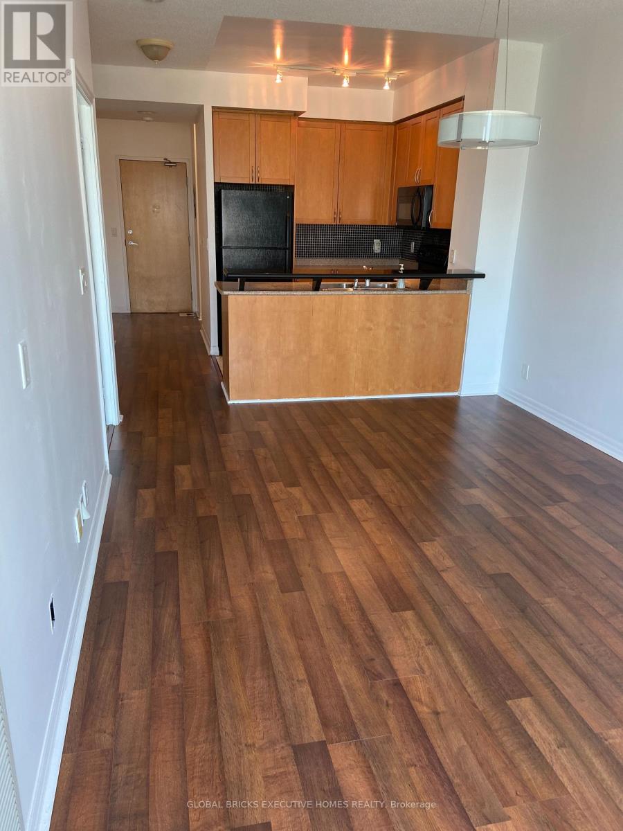 2108 - 220 Burnhamthorpe Road W, Mississauga, Ontario  L5B 4N4 - Photo 15 - W13166674