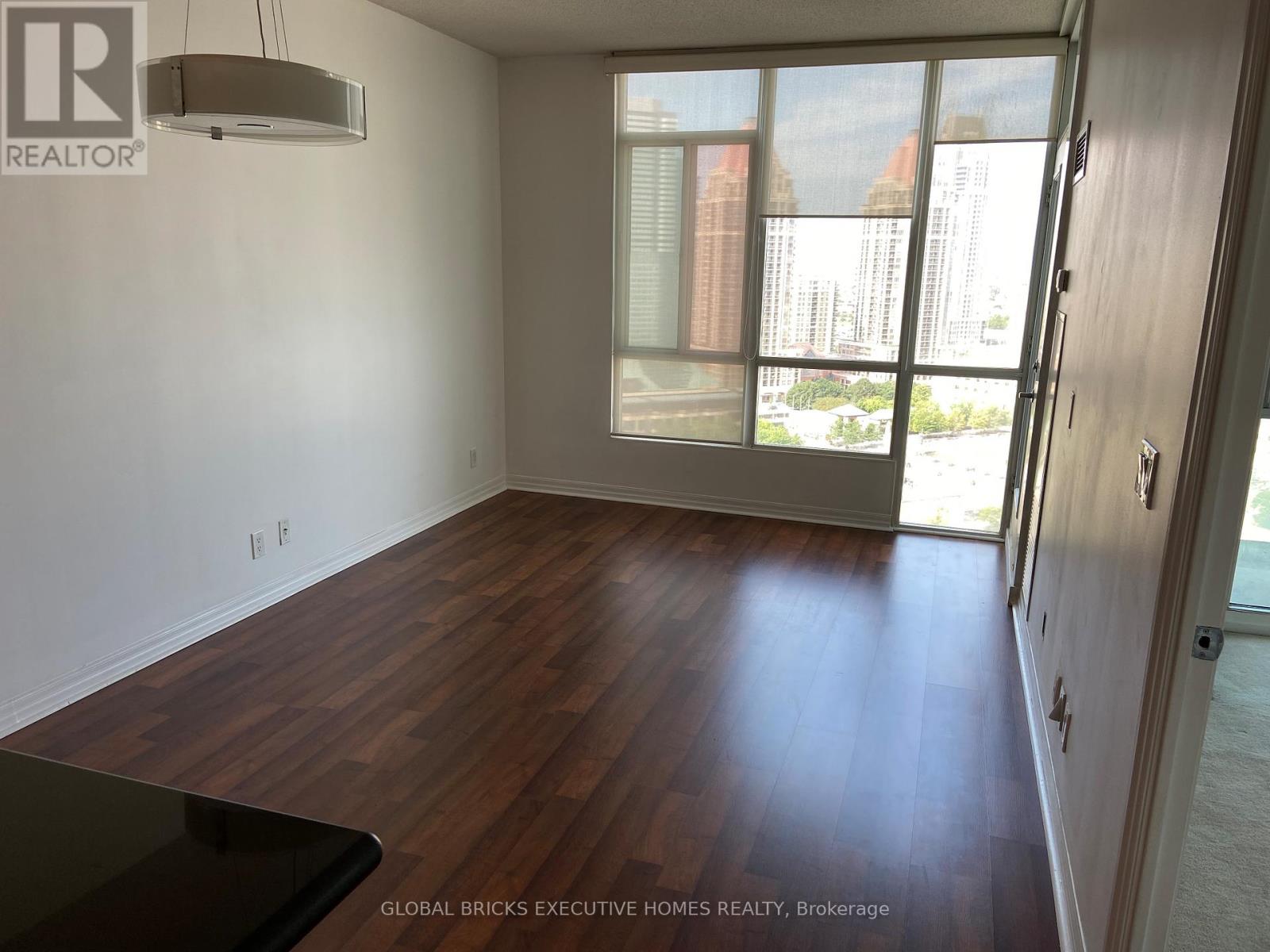 2108 - 220 Burnhamthorpe Road W, Mississauga, Ontario  L5B 4N4 - Photo 34 - W13166674
