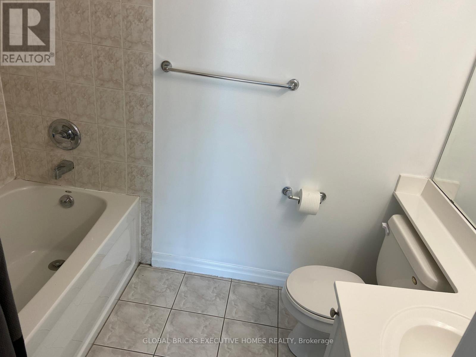 2108 - 220 Burnhamthorpe Road W, Mississauga, Ontario  L5B 4N4 - Photo 35 - W13166674