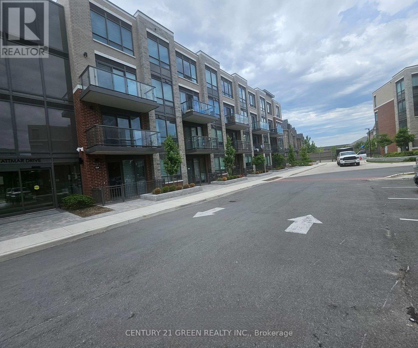 257 - 65 Attmar Drive, Brampton, Ontario  L6P 0Y6 - Photo 3 - W13166718