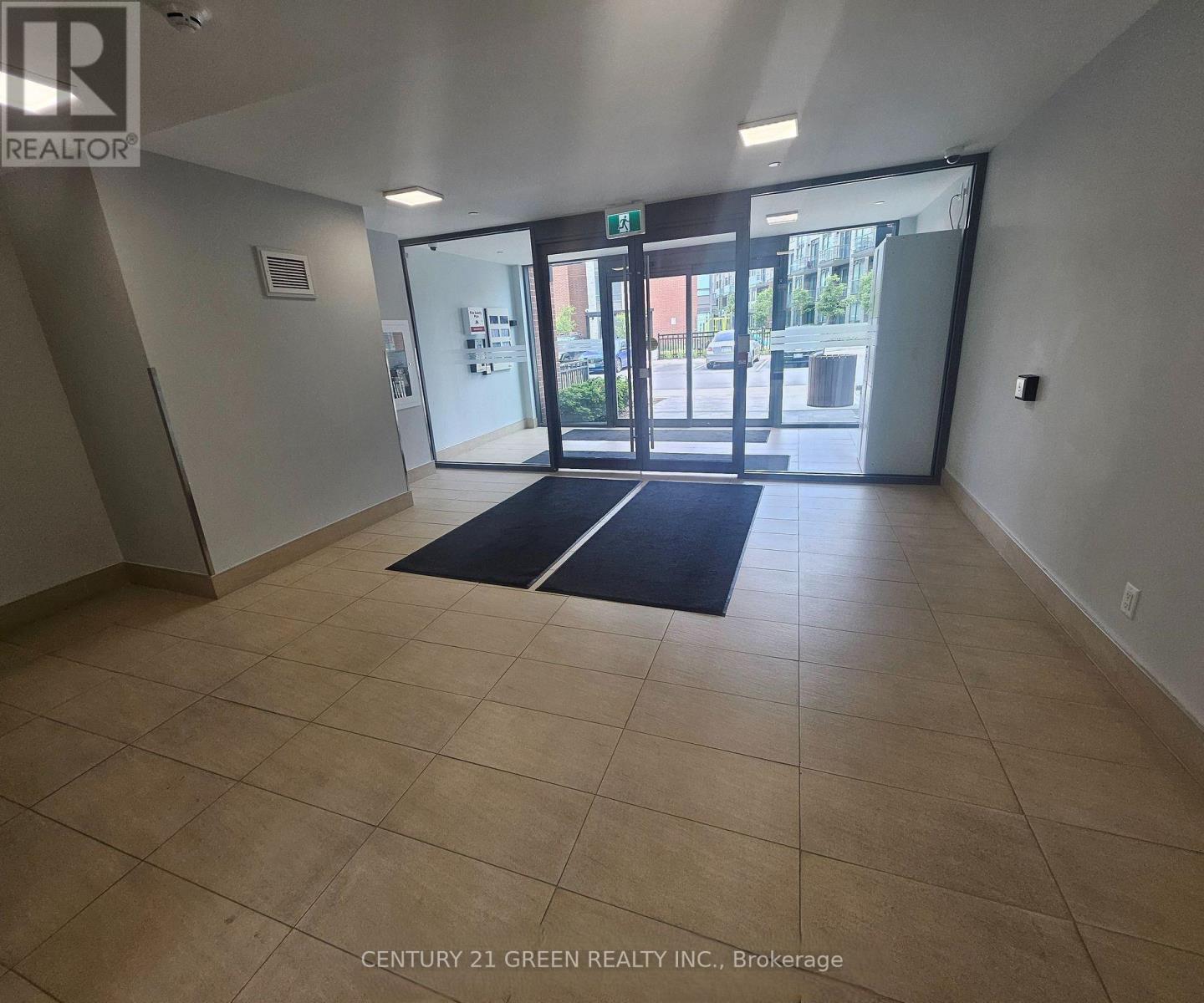 257 - 65 Attmar Drive, Brampton, Ontario  L6P 0Y6 - Photo 4 - W13166718