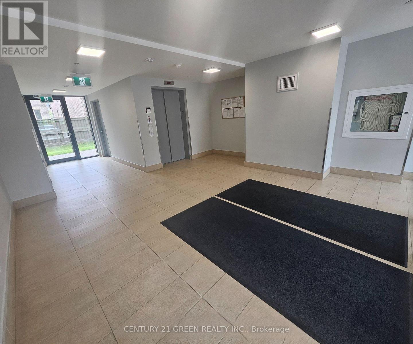 257 - 65 Attmar Drive, Brampton, Ontario  L6P 0Y6 - Photo 5 - W13166718