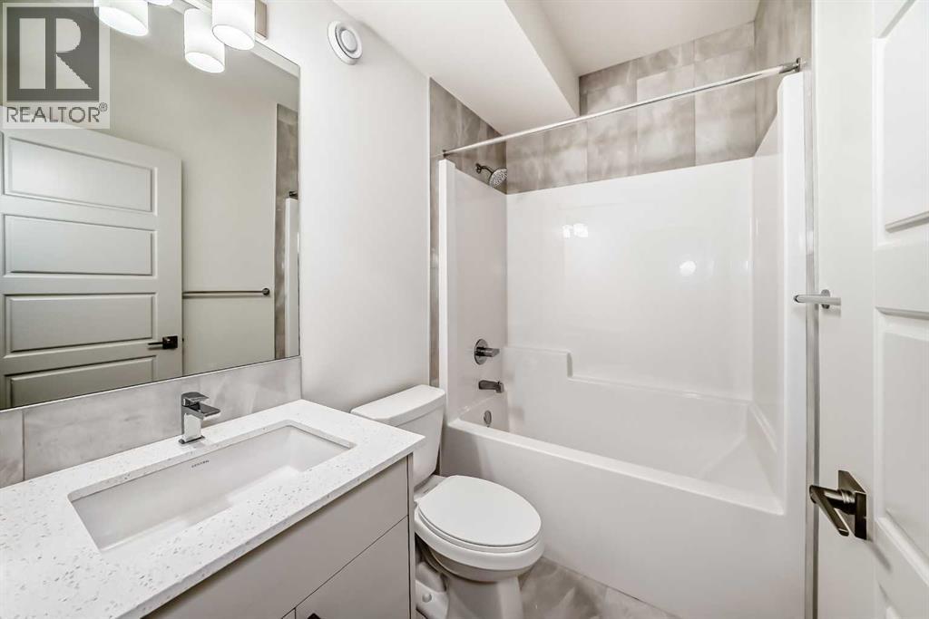 31 Lucas Passage NW, Calgary, Alberta  T3P 1Z4 - Photo 46 - A2283547