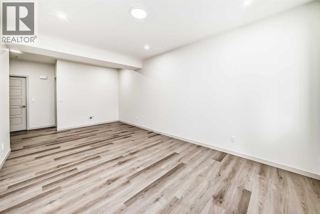 31 Lucas Passage NW, Calgary, Alberta  T3P 1Z4 - Photo 43 - A2283547