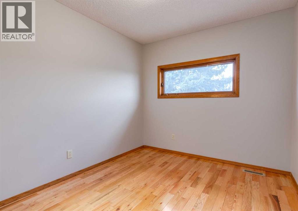108 Sanderling Rise NW, Calgary, Alberta  T3K 3B3 - Photo 23 - A2313410