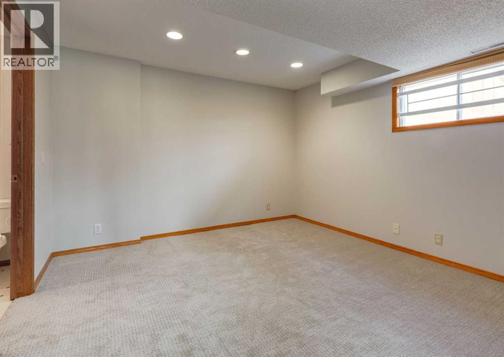 108 Sanderling Rise NW, Calgary, Alberta  T3K 3B3 - Photo 35 - A2313410
