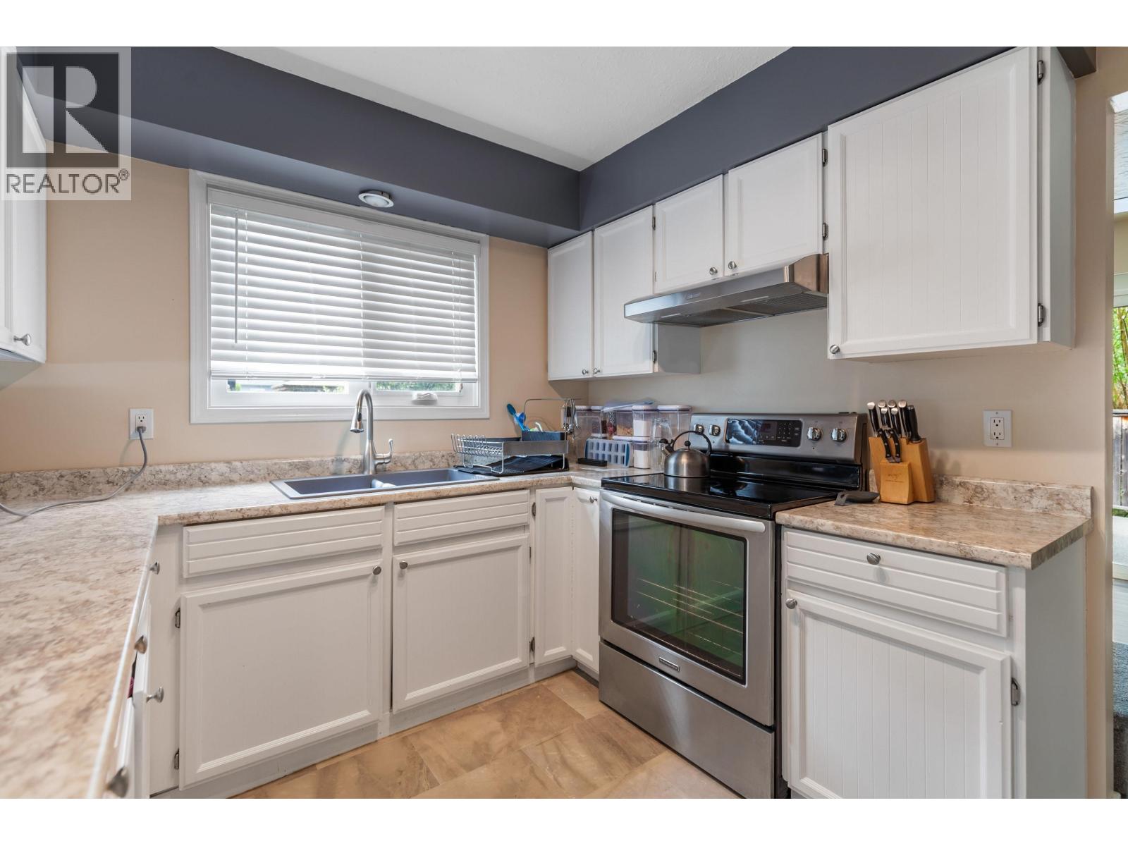 774 Ochakwin Crescent, Prince George, British Columbia  V2M 5P3 - Photo 6 - R3127195