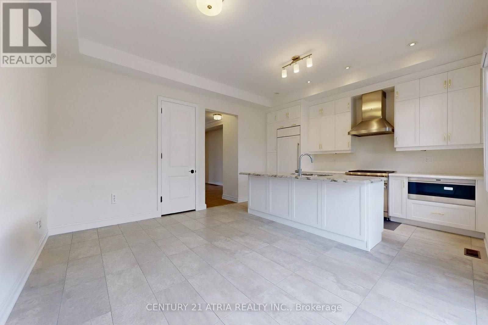 67 Yorkton Boulevard, Markham, Ontario  L6C 0Y8 - Photo 9 - N13161128