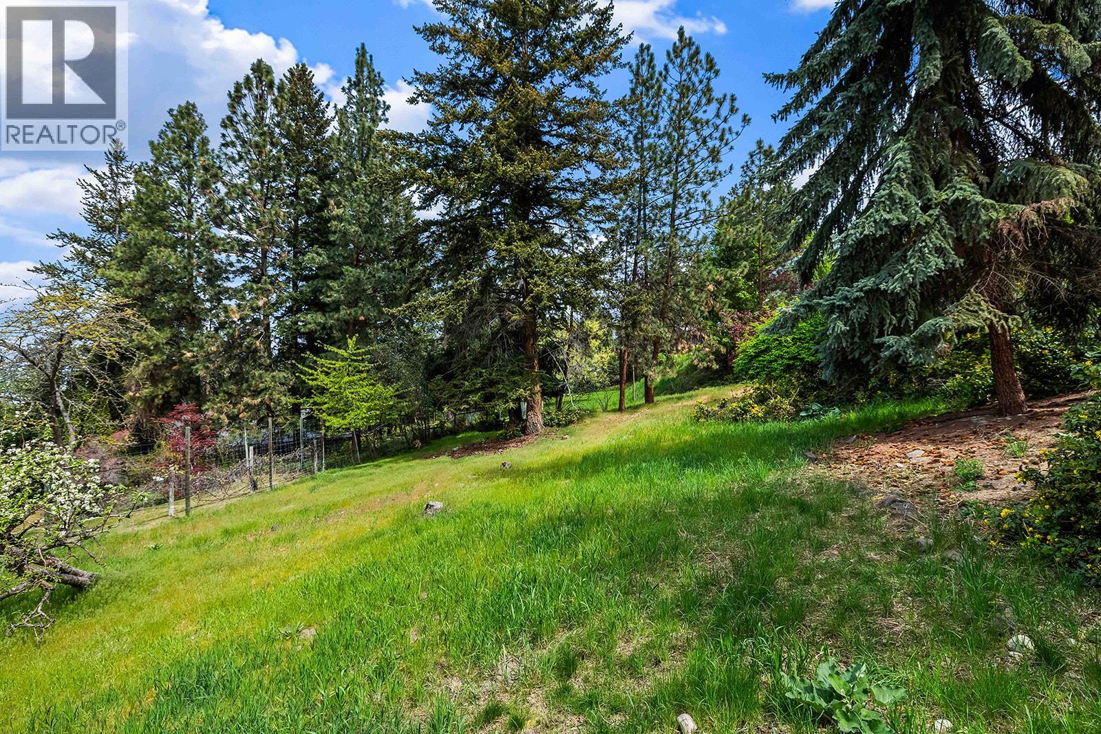 339 Uplands Drive, Kelowna, British Columbia  V1W 4J7 - Photo 77 - 10381471