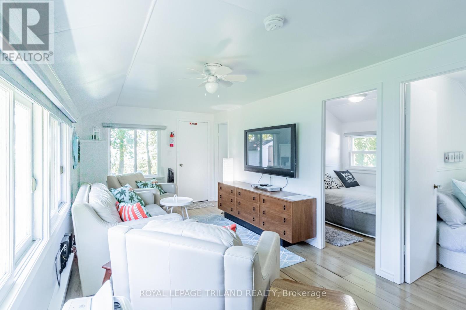 73071 Ducharme Beach Road, Bluewater, Ontario  N0M 2T0 - Photo 14 - X13166754