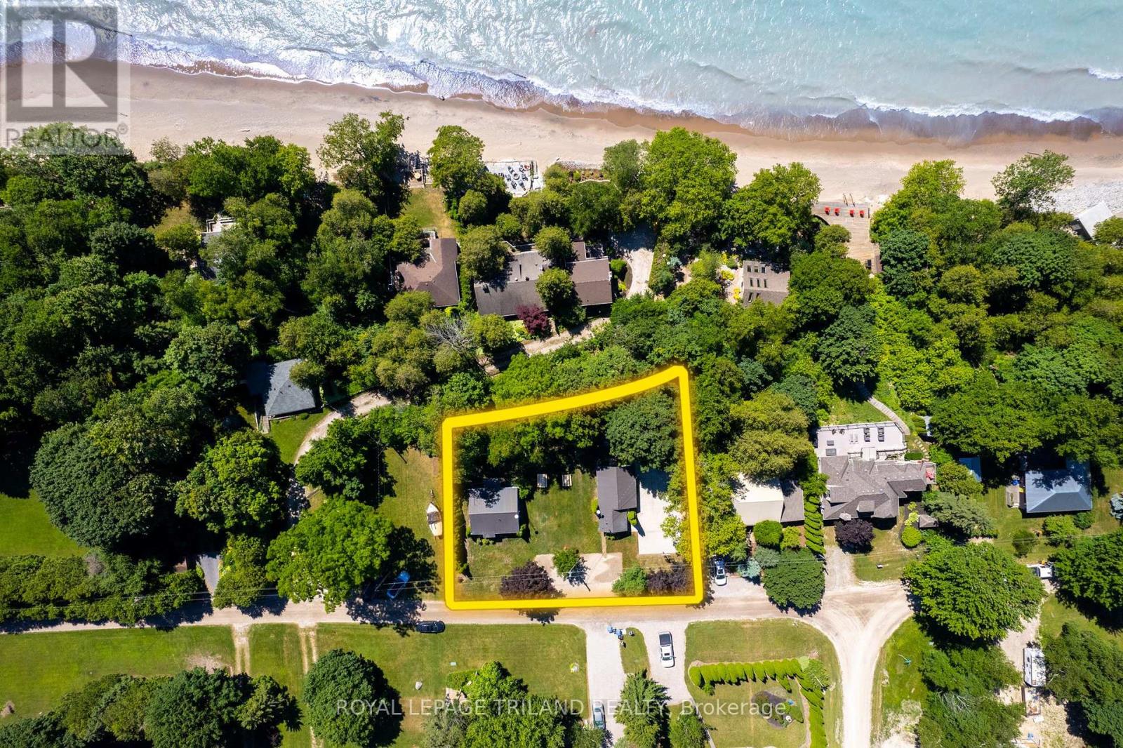 73071 Ducharme Beach Road, Bluewater, Ontario  N0M 2T0 - Photo 4 - X13166754