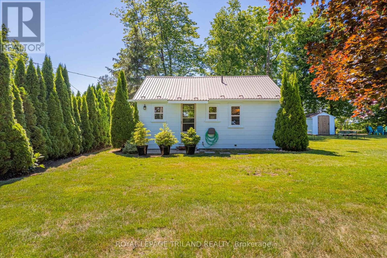 73071 Ducharme Beach Road, Bluewater, Ontario  N0M 2T0 - Photo 6 - X13166754